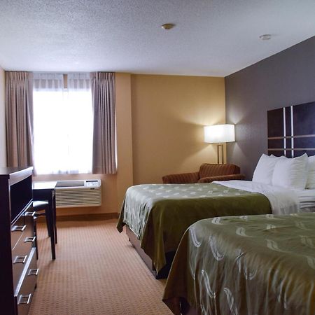 Quality Inn Брейсбридж Екстериор снимка