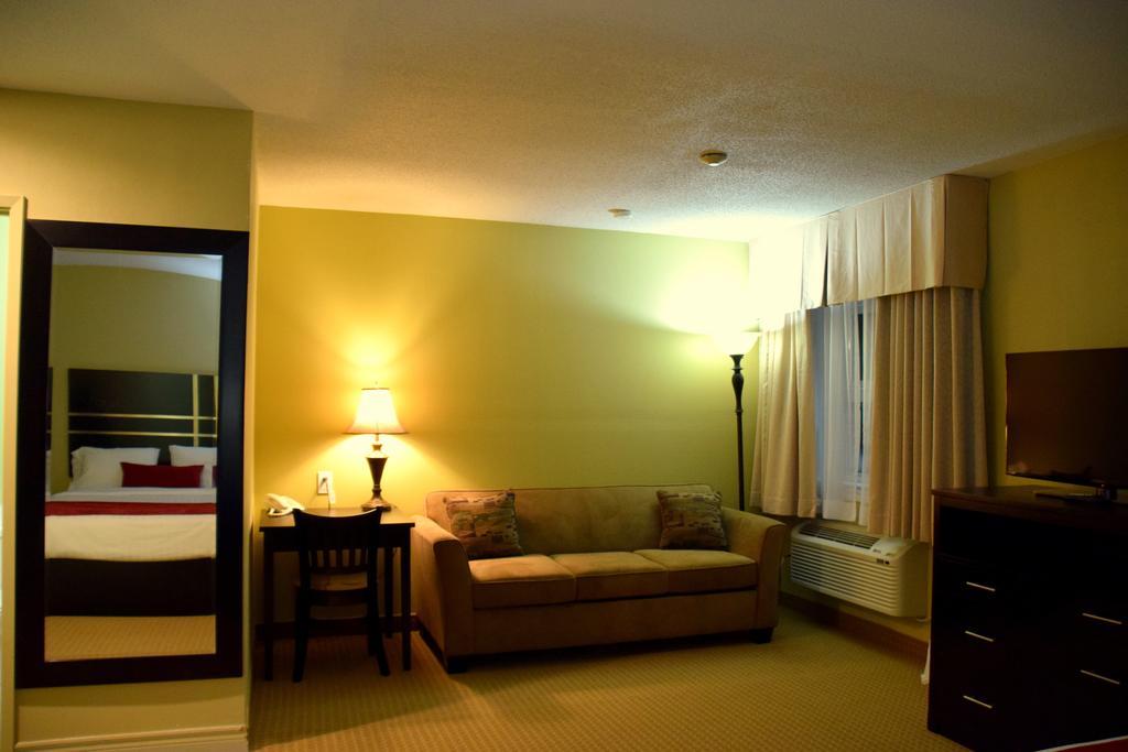 Quality Inn Брейсбридж Екстериор снимка